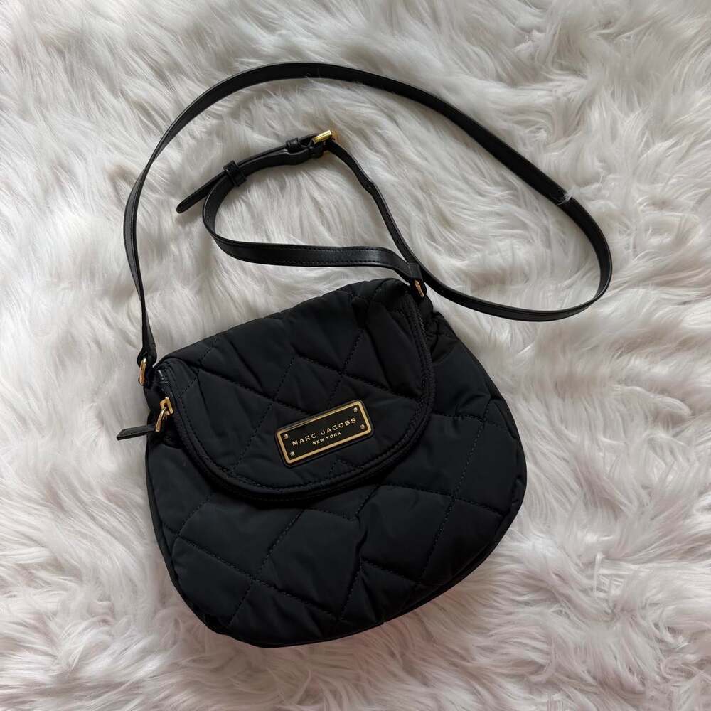 Marc Jacobs Black Quilted Nylon E 332